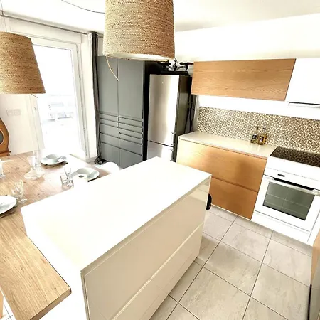 Spacious T3 With Wifi - Terrace And Parking * Montpellier